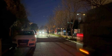 beylikduzunde-sokak-aydinlatmalarina-bakim-yapilmiyor-NFAntF3K.jpg