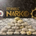 beylikduzunde-uyusturucu-operasyonu-2-gozalti-FHd6Ex6e.jpg