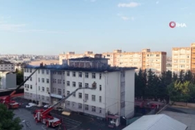 beylikduzunde-yanan-okulun-catisi-havadan-goruntulendi-n2BGTJGi.jpg
