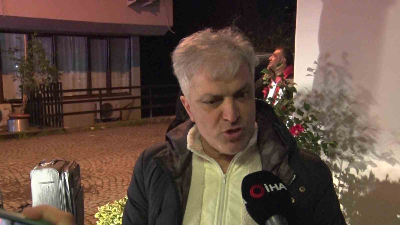 beyoglunda otelde cikan yanginda mahsur kalan 3 kisi ve bir kopek kurtarildi 1 GWWRZZCj