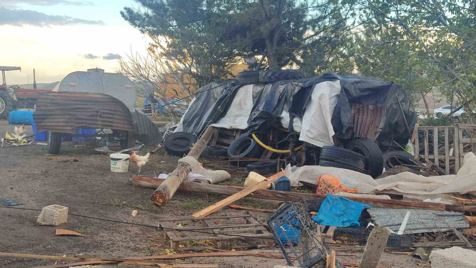 beypazarinda firtina catilari ucurdu 11 Z4WphUeU