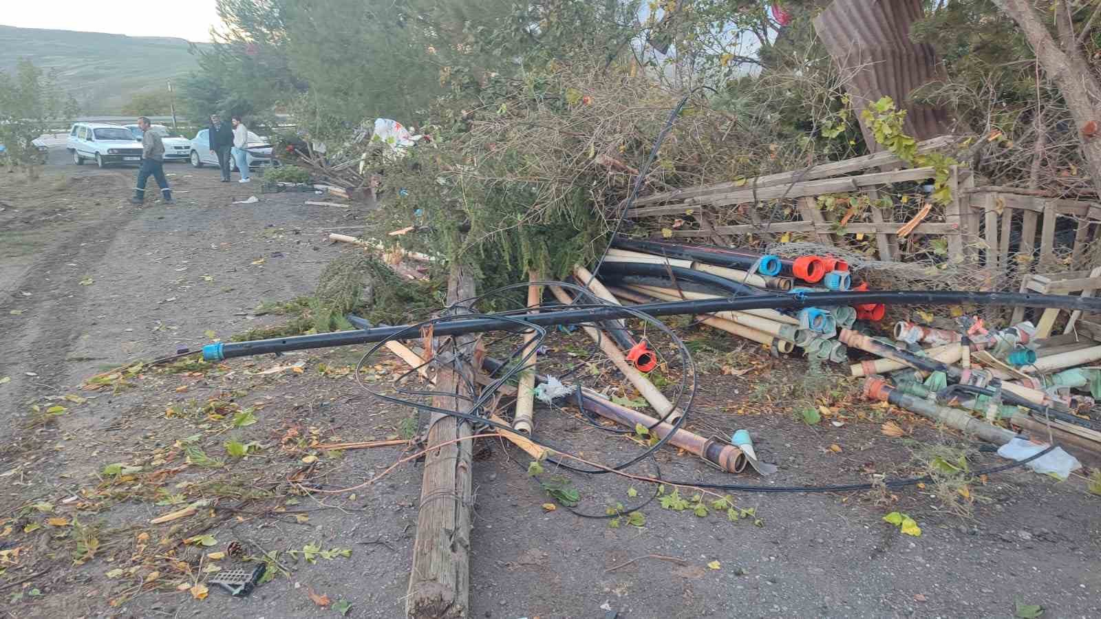 beypazarinda firtina catilari ucurdu 15 jqwthLAa