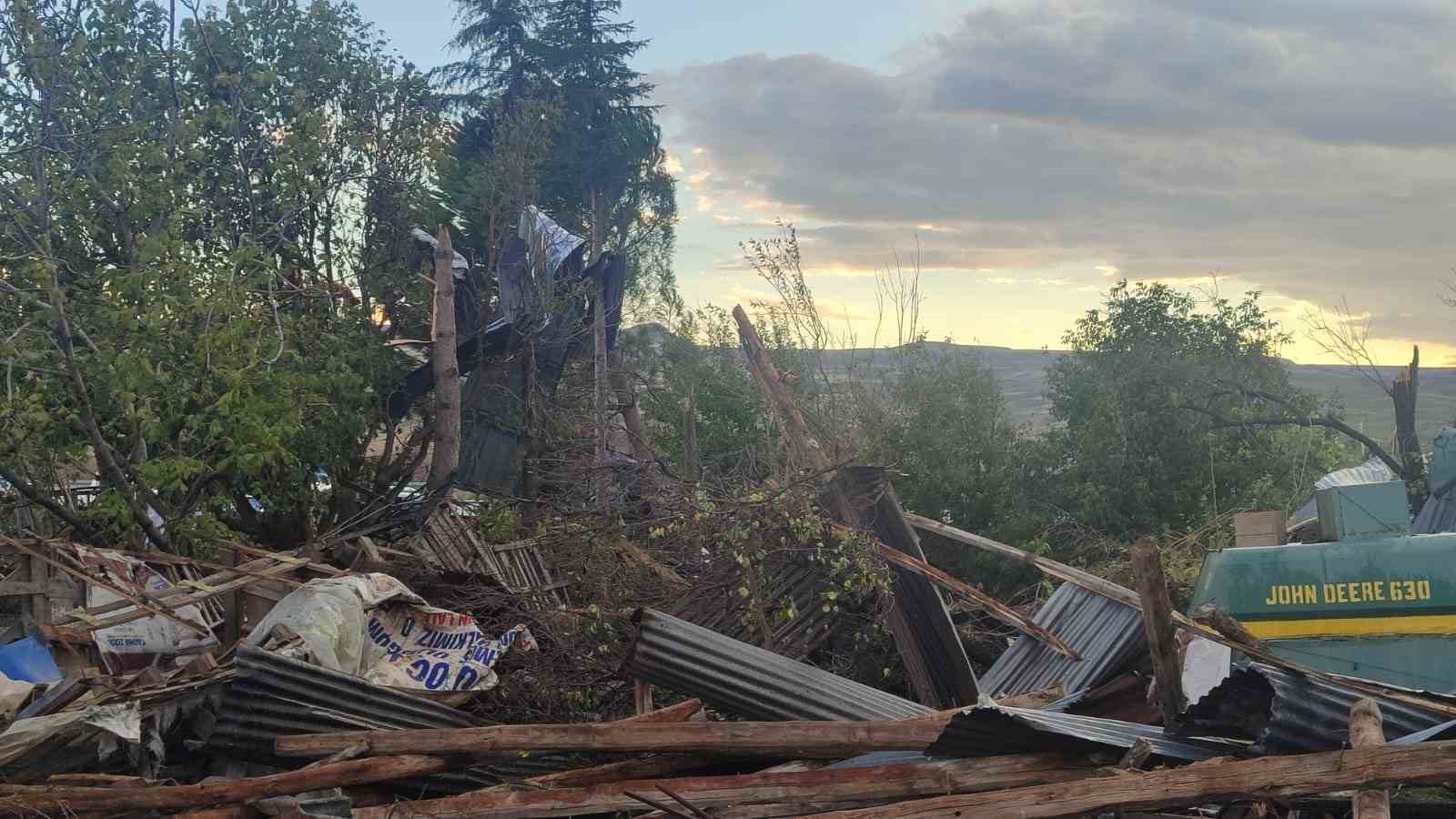 beypazarinda firtina catilari ucurdu 2 bPRYgwr7