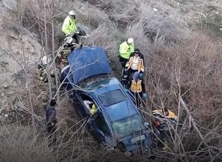 beypazarinda trafik kazasinda vefat eden cift ve bebekleri son yolculuguna ugurlandi 5 95jMwhQA