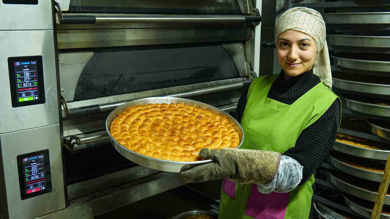 beypazarinin yoresel lezzetleri bayram sofralarini suslemek icin hazirlaniyor 0 phdv6KiM