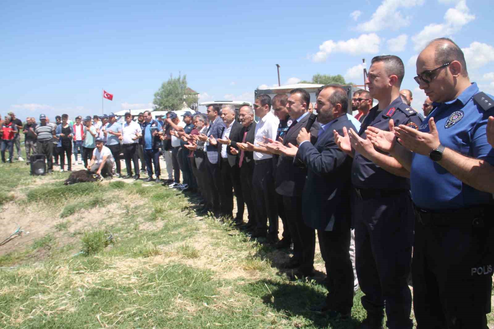 Beyşehir Gölü’nde balıkçılar yeni av sezonunu "vira bismillah" diyerek açtı 4 beysehir golunde balikcilar yeni av sezonunu vira bismillah diyerek acti 0 1Lr5ONhh