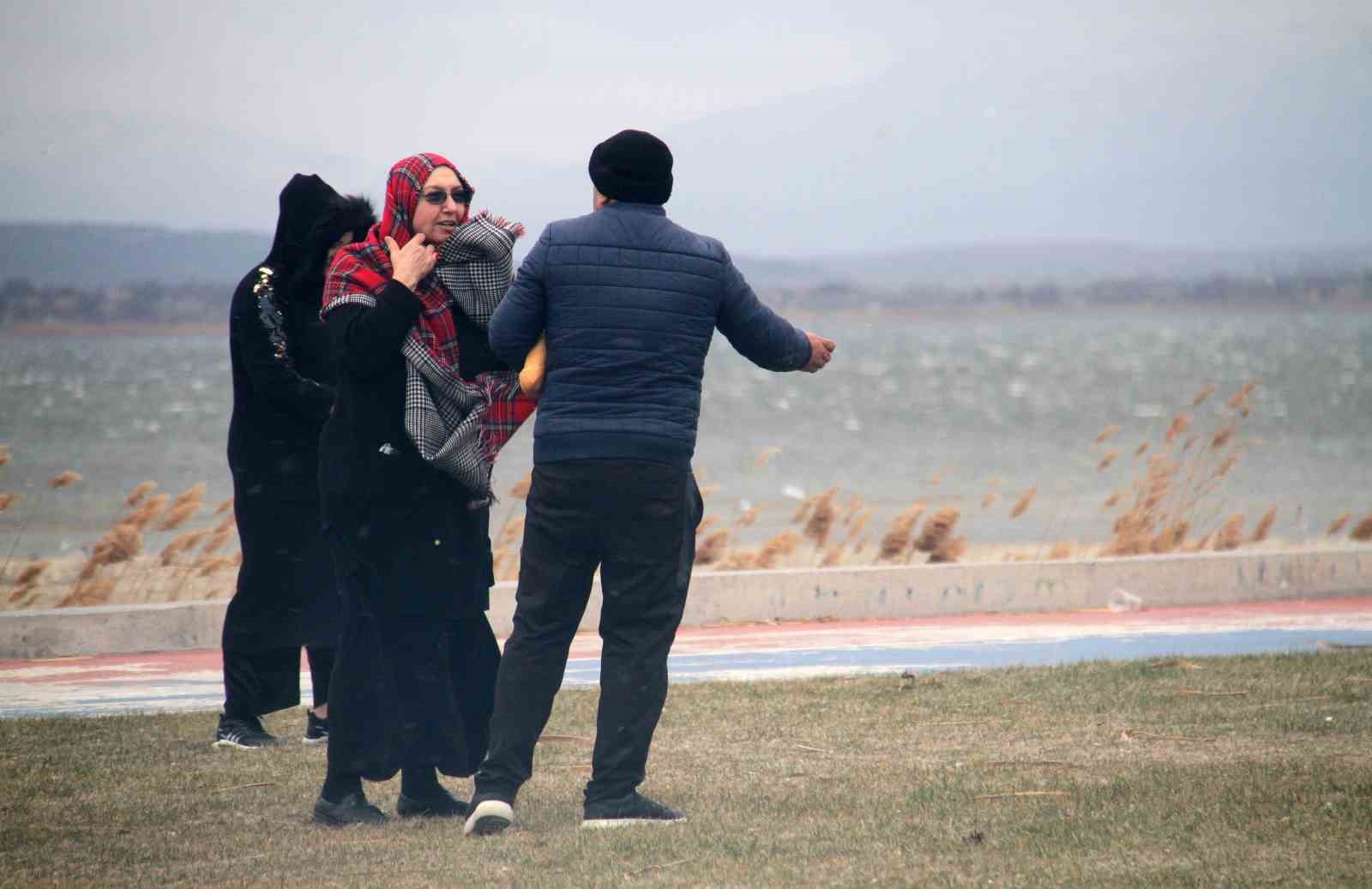 beysehir siddetli firtinaya teslim oldu 5 zd5UalKb