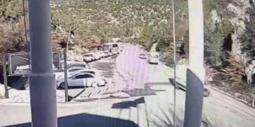 beysehirde-bir-anlik-kontrol-kaybi-can-aldi-kaza-ani-kamerada-GY1Dhcvw.jpg