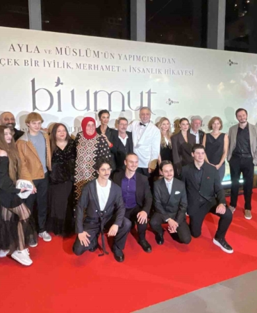 bi-umut-filminin-galasi-yapildi-QSOVyTyJ.jpg