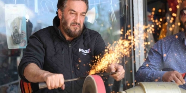 bicak-bileme-ustalarinin-kurban-bayrami-yogunlugu-basladi-nTd4Wkd8.jpg