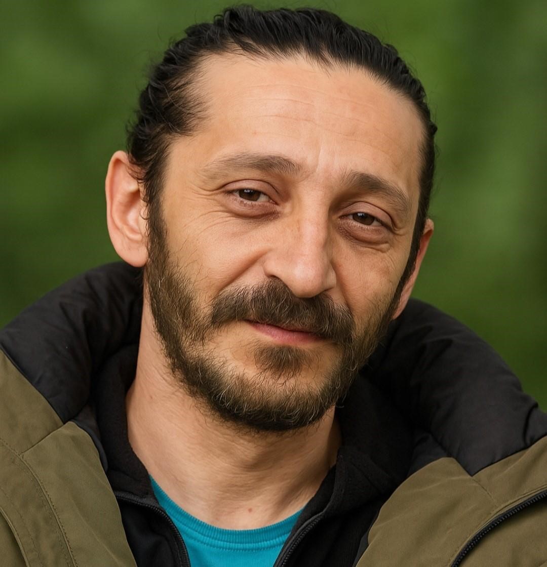 bicakla dehset sacan 17 yasindaki sanigin yargilanmasina baslandi 1 edraYcPP