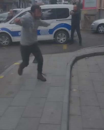 bicakla dehset sacmisti o anlar kamerada 2 1J34J4V1