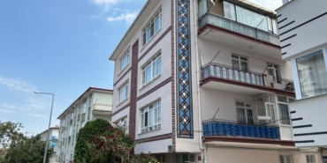 bicakla-yaraladigi-babasi-tarafindan-oldurulen-saldirganin-8-farkli-suctan-kaydi-oldugu-ortaya-cikti-tBM6Bp1H.jpg