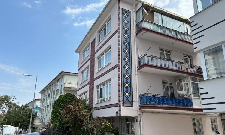 bicakla-yaraladigi-babasi-tarafindan-oldurulen-saldirganin-8-farkli-suctan-kaydi-oldugu-ortaya-cikti-tBM6Bp1H.jpg