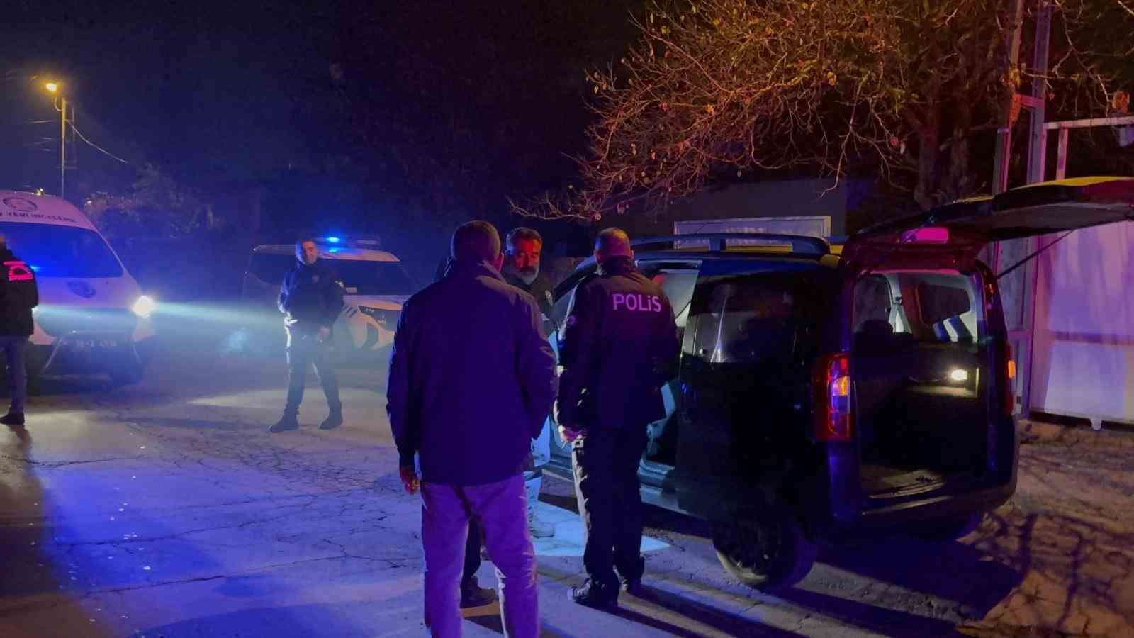 bicakla yaralanan sahis araciyla hastaneye gitmeye calisti 1 1qrwT4nR