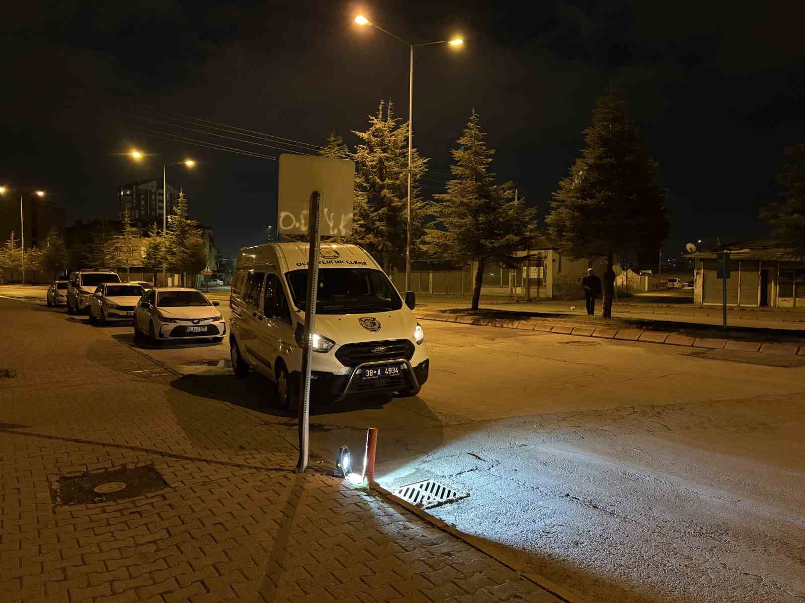 bicakli kavgada agabey kardes yaralandi 2 yarali 4 yHLDnVTT