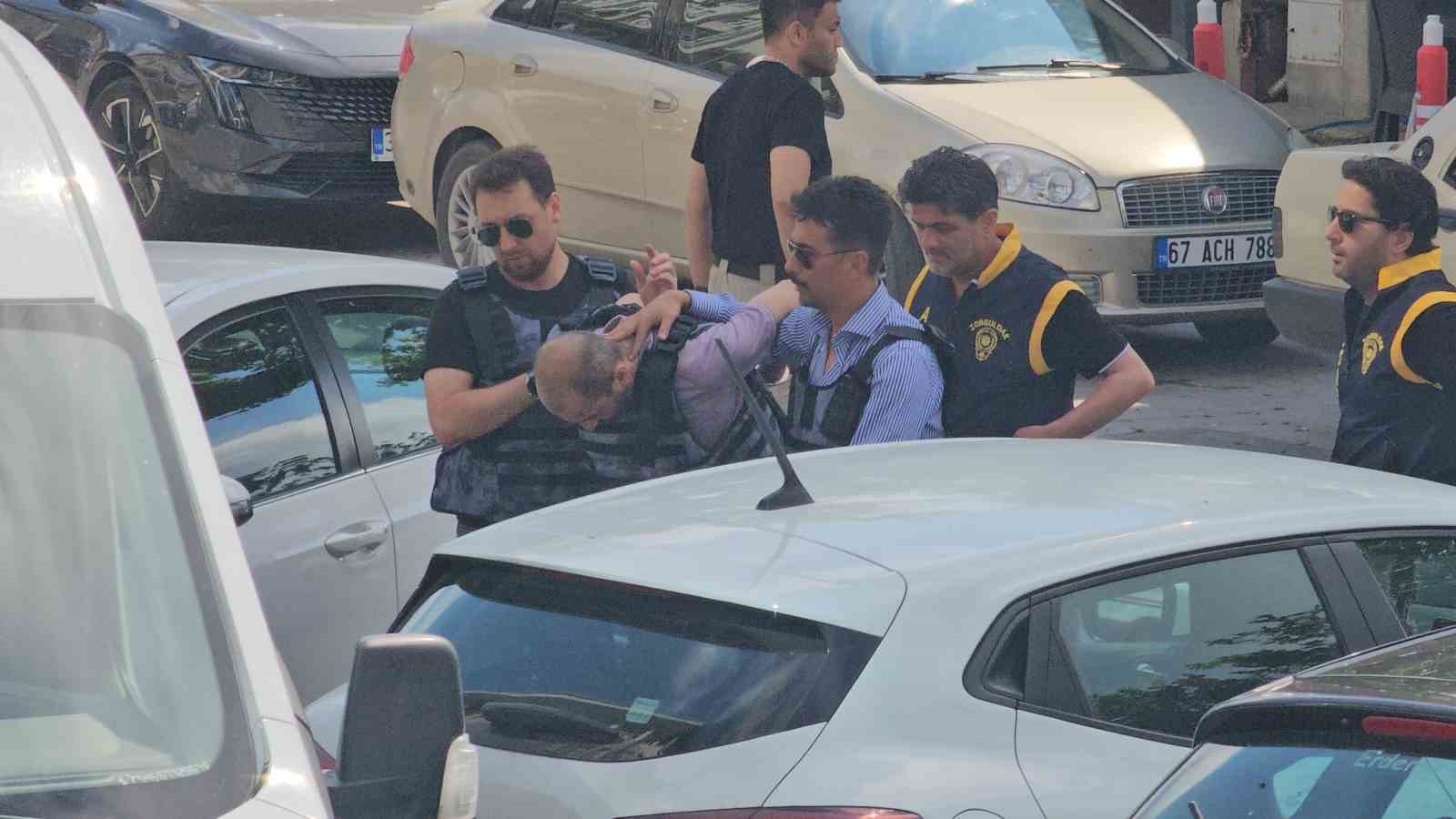 bicakli kavgada arkadasini olduren zanli tutuklandi 2 ORefAhIT