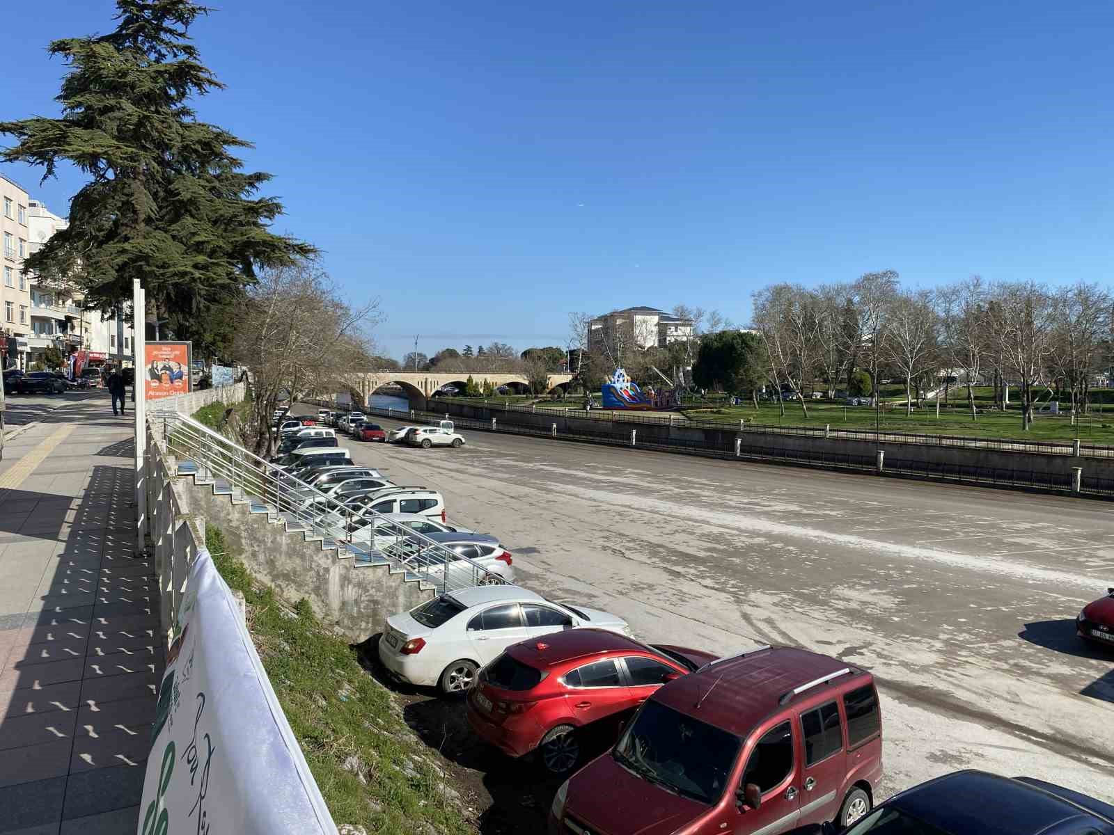 bigada tasan kocabas cayi normale dondu 3 V2GnGB7p