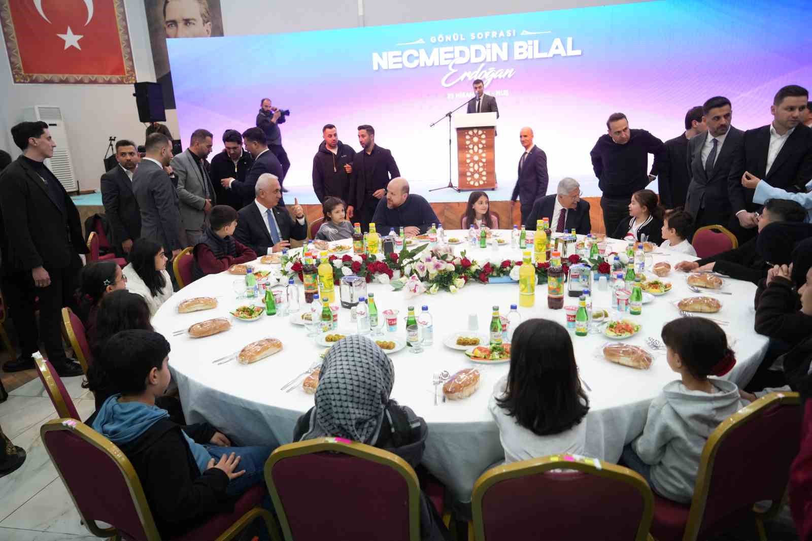 bilal erdogan musta stk temsilcileriyle bulustu 5 FLkLjGBe