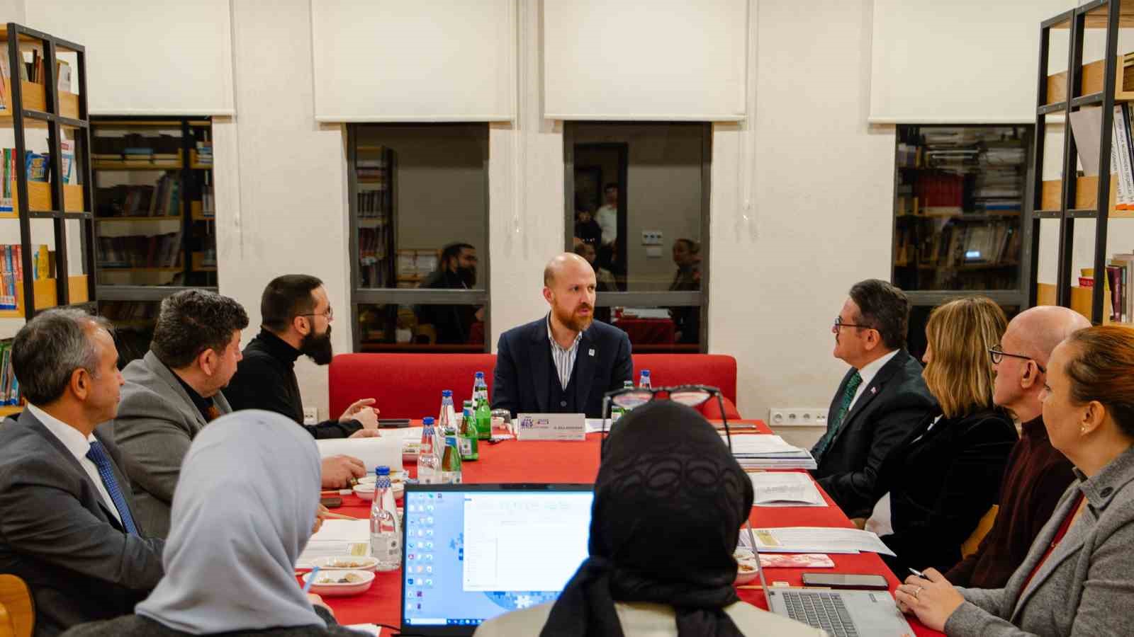 Bilal Erdoğan: "Türk müziği usulleriyle bestelenmiş çocuk şarkılarının sayısının artmasına hizmet etmek istiyoruz" 5 bilal erdogan turk muzigi usulleriyle bestelenmis cocuk sarkilarinin sayisinin artmasina hizmet etmek istiyoruz 1 f6vsiacY