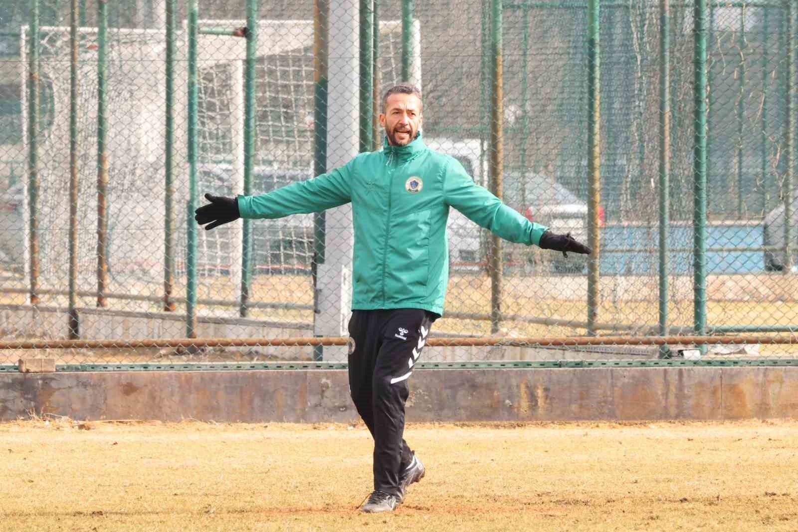 bilal kisa sampiyonluk yarisinda galatasarayi onde goruyorum 2 9uAvfOlF
