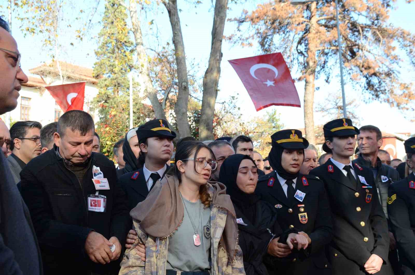 bilecik sehidini 15 bin kisi ile ugurladi 1 Zc6I8PVn