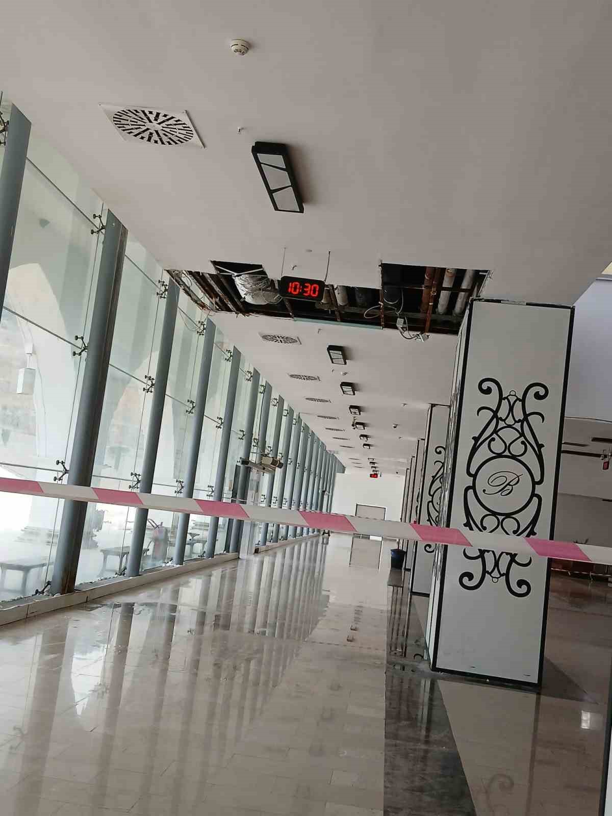 bilecik sehirlerarasi otobus terminalinde tavan akiyor yolcular soguktan donyor 4 9LqkDWRr