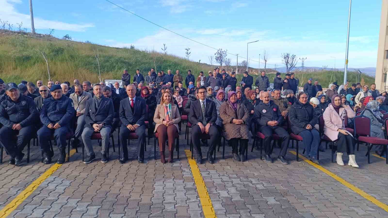 bilecikte 105 toki hak sahiplerine teslim edildi 2 tLRPJcsn