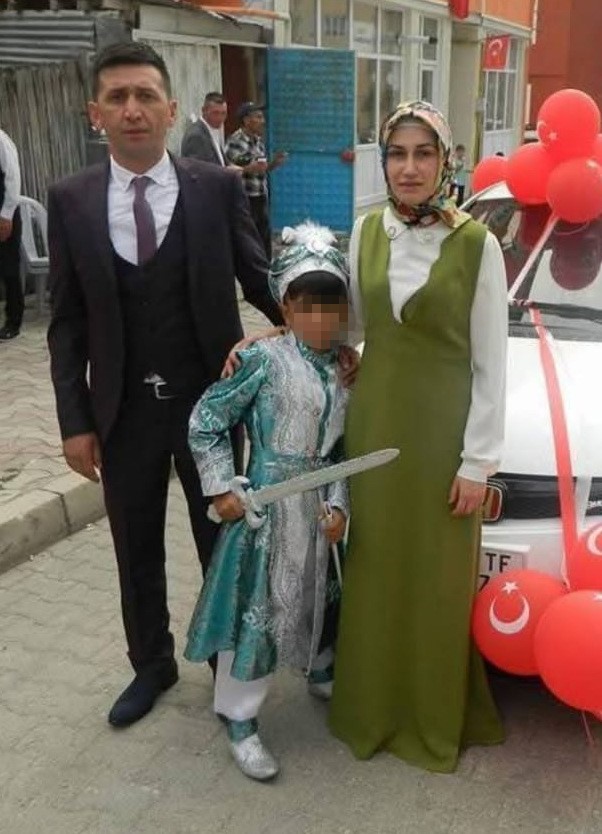 bilecikte cani es once karisini sonra kendini vurdu 0 zqjas8Mt