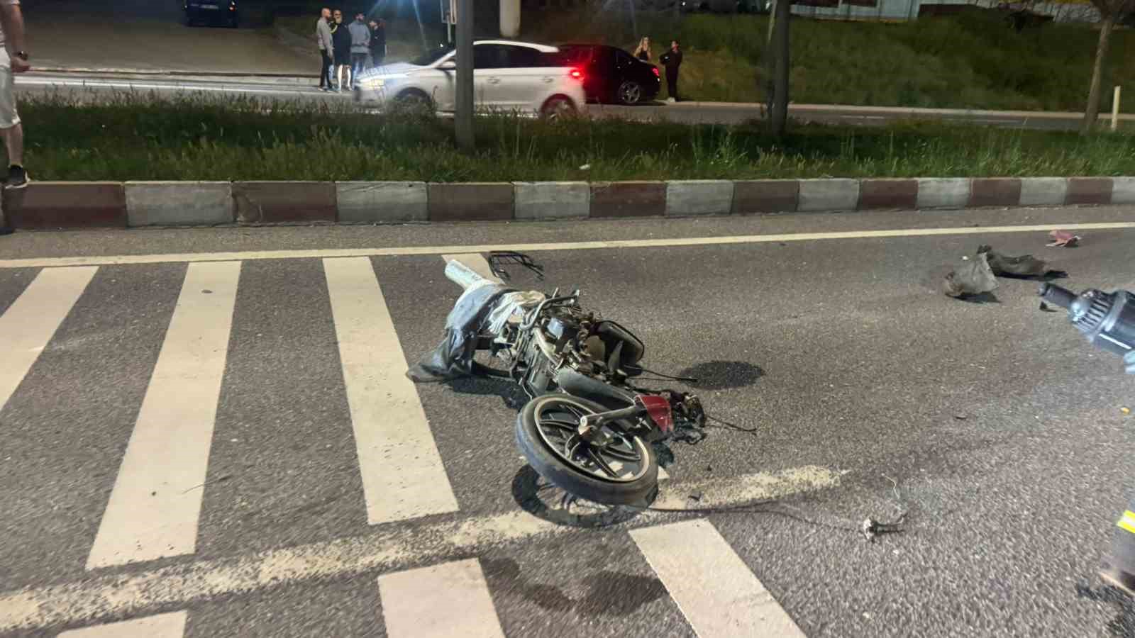 Bilecik’te feci kaza: Motosiklet sürücüsü ağır yaralandı 4 bilecikte feci kaza motosiklet surucusu agir yaralandi 0 TnLaDvU3