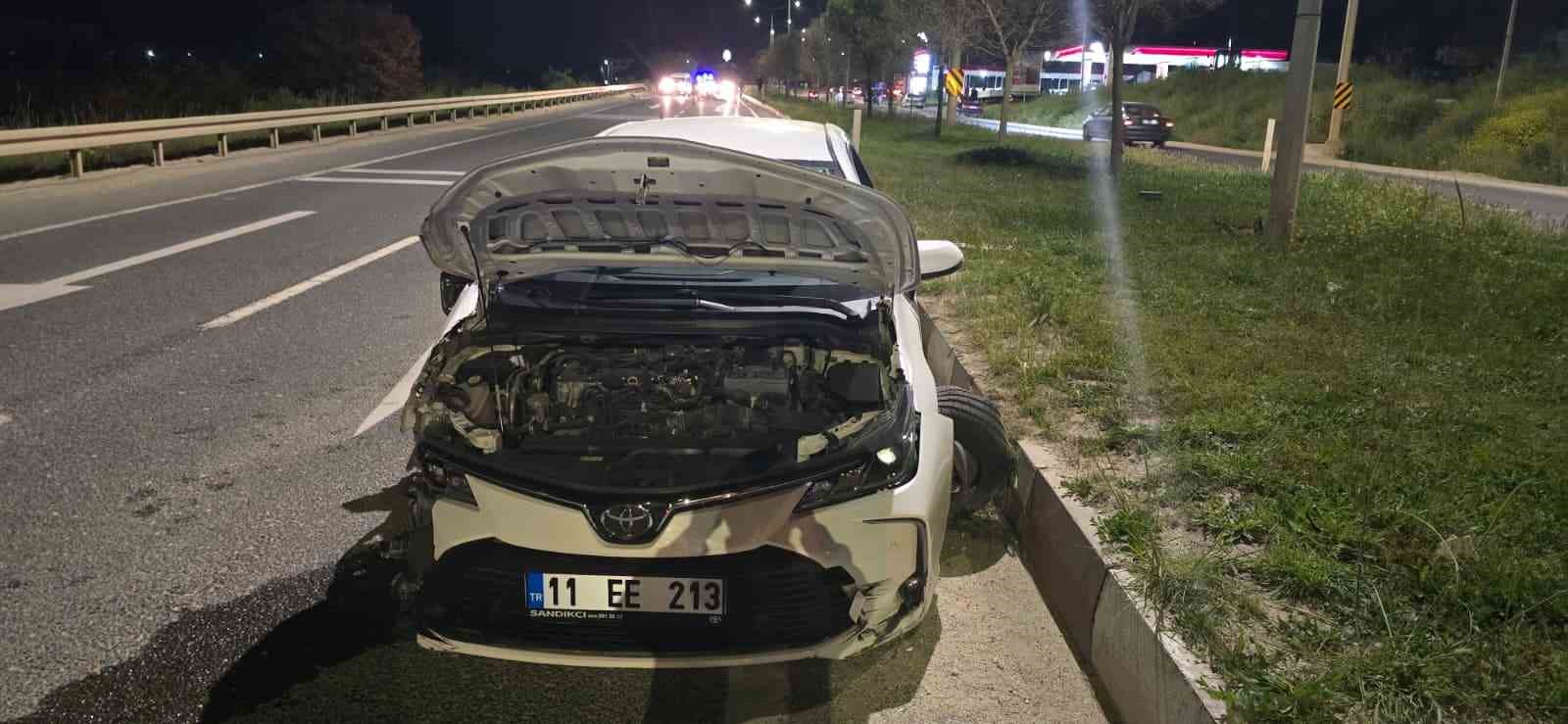 Bilecik’te feci kaza: Motosiklet sürücüsü ağır yaralandı 5 bilecikte feci kaza motosiklet surucusu agir yaralandi 1