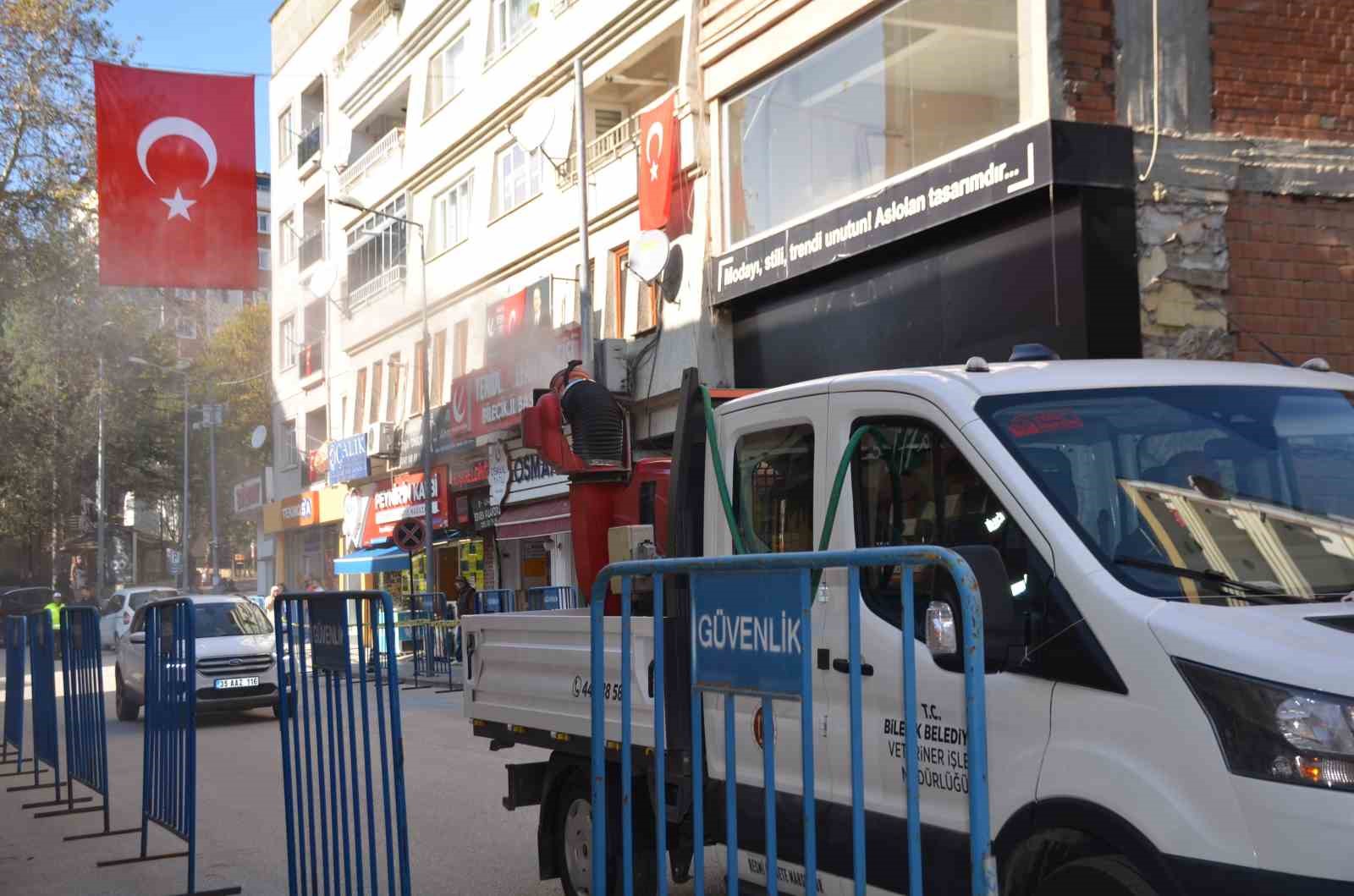 bilecikte her yer sehit icin gul suyu kokuyor 0 gk7fUFIb