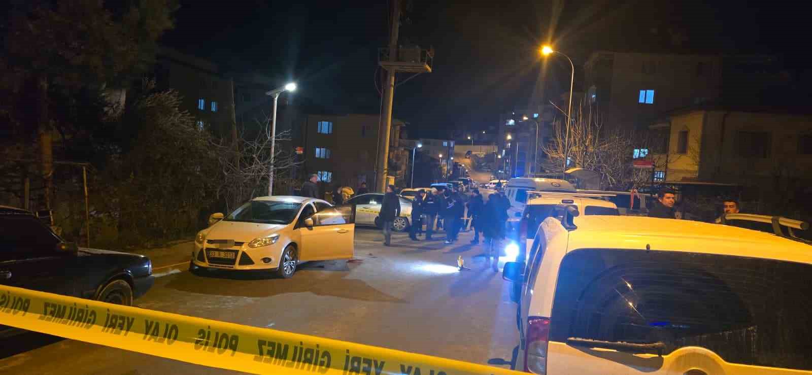bilecikte polis memuru eski esinin evlendigi polisi silahla vurdu 4 lgdqpGc2