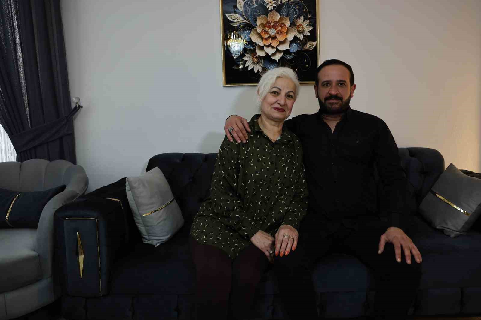 Bilinci kapanan anne, oğlundan aldığı karaciğerle yaşama tutundu 5 bilinci kapanan anne oglundan aldigi karacigerle yasama tutundu 1 RzkkhgGB