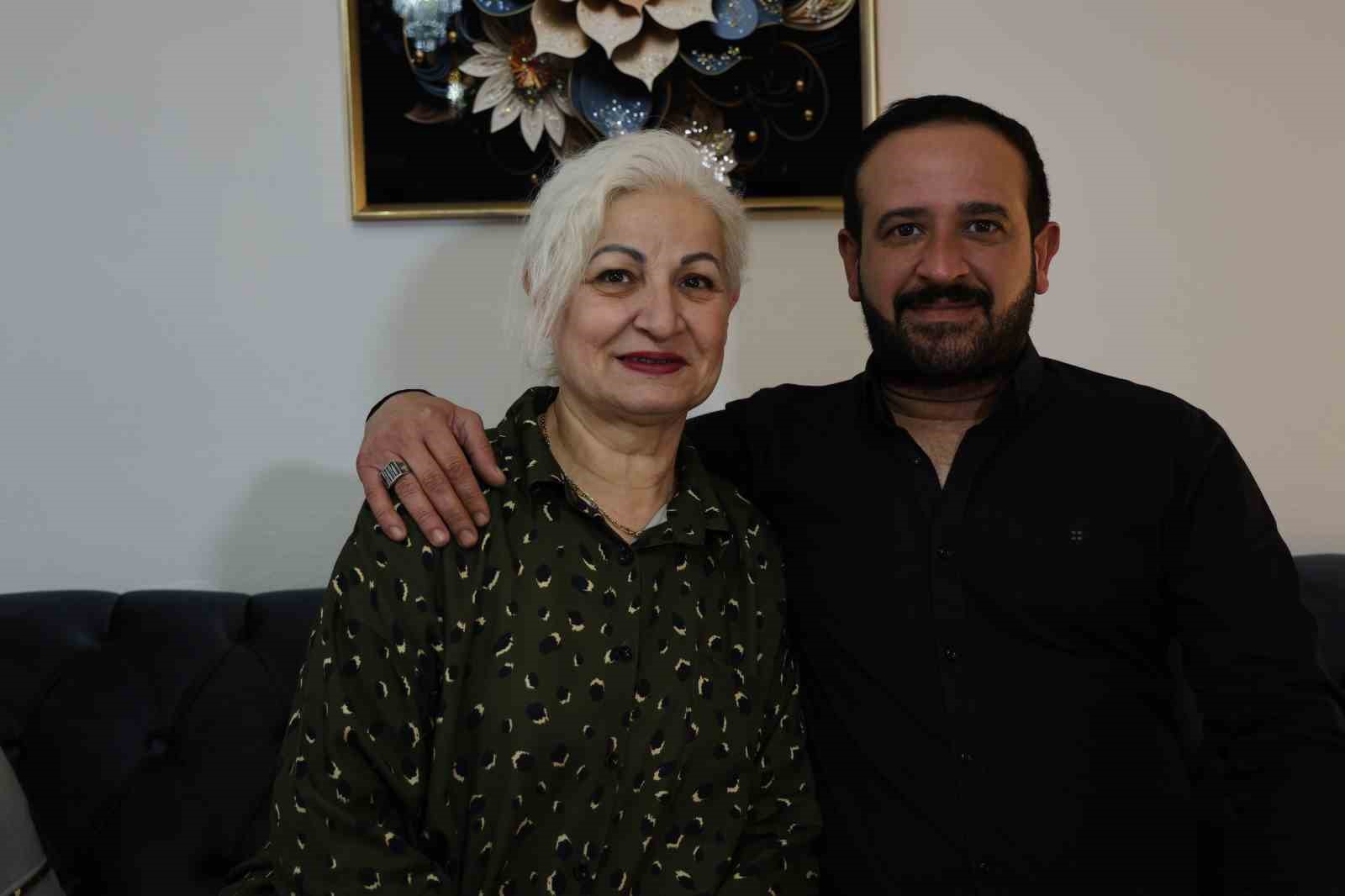 Bilinci kapanan anne, oğlundan aldığı karaciğerle yaşama tutundu 6 bilinci kapanan anne oglundan aldigi karacigerle yasama tutundu 2 DTv4Riie