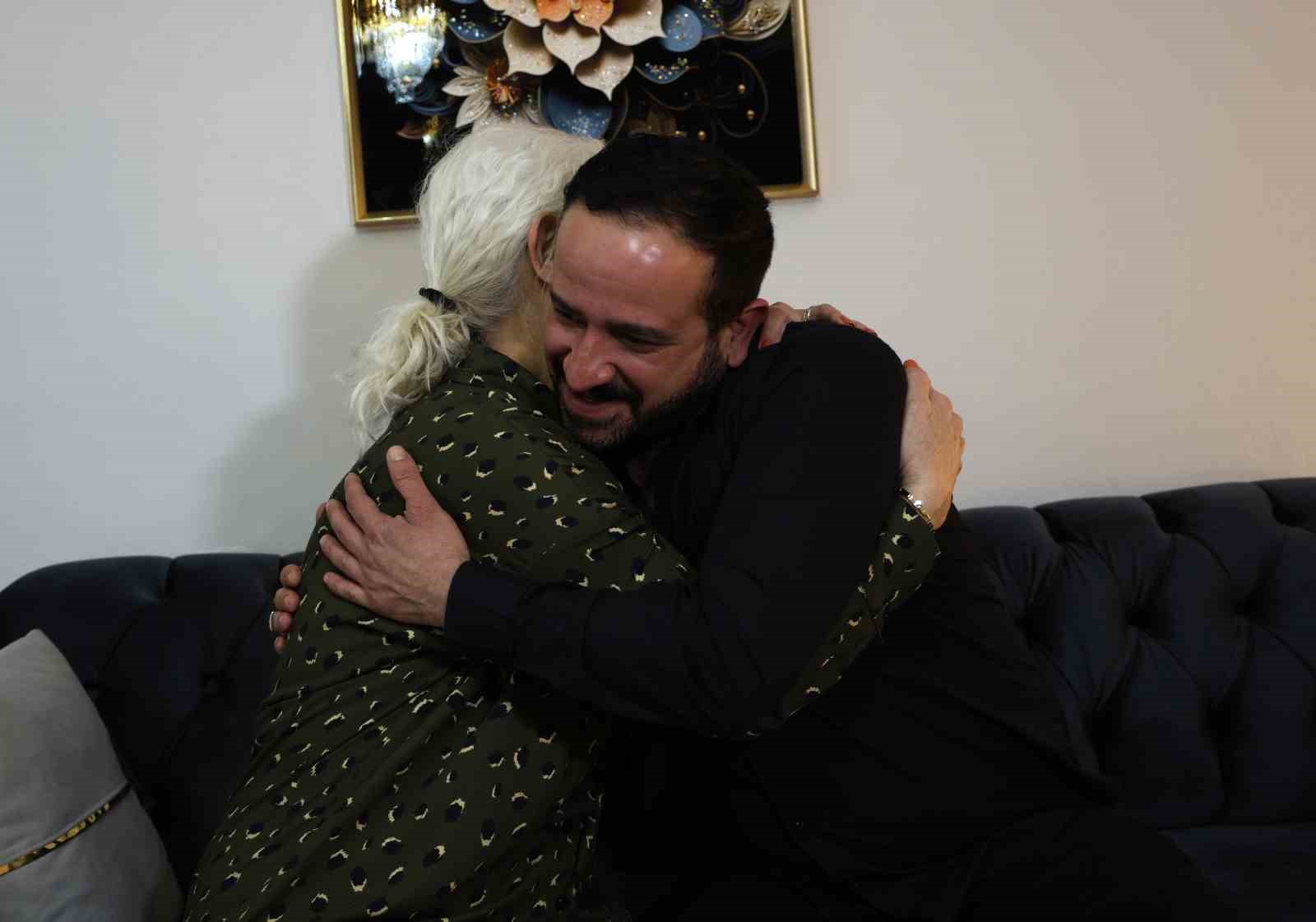 Bilinci kapanan anne, oğlundan aldığı karaciğerle yaşama tutundu 11 bilinci kapanan anne oglundan aldigi karacigerle yasama tutundu 7 TCIW9nzW