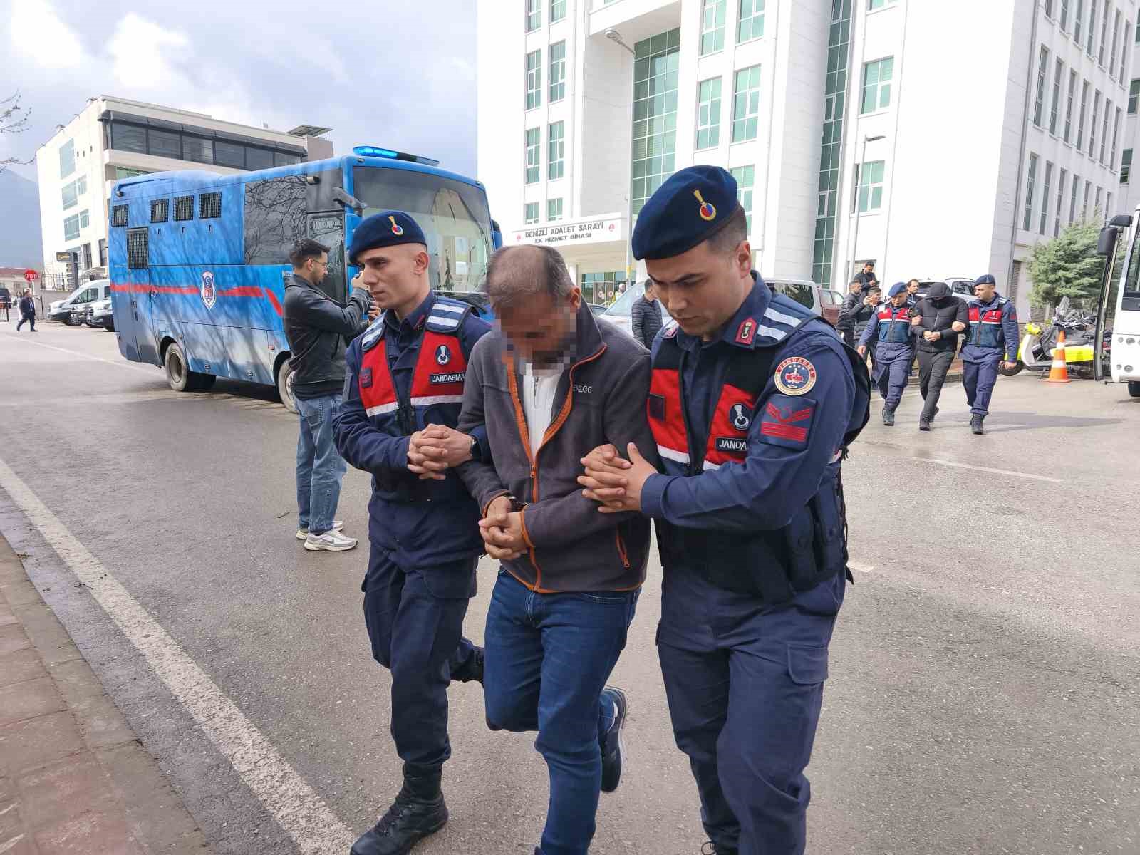 bilisim dolandiricilarina 9 ilde es zamanli operasyon 14 gozalti 9
