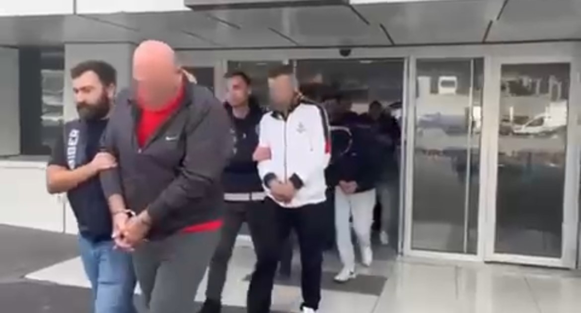 bilisim dolandiricilarina es zamanli safak operasyonu 3 8h4VL2I8