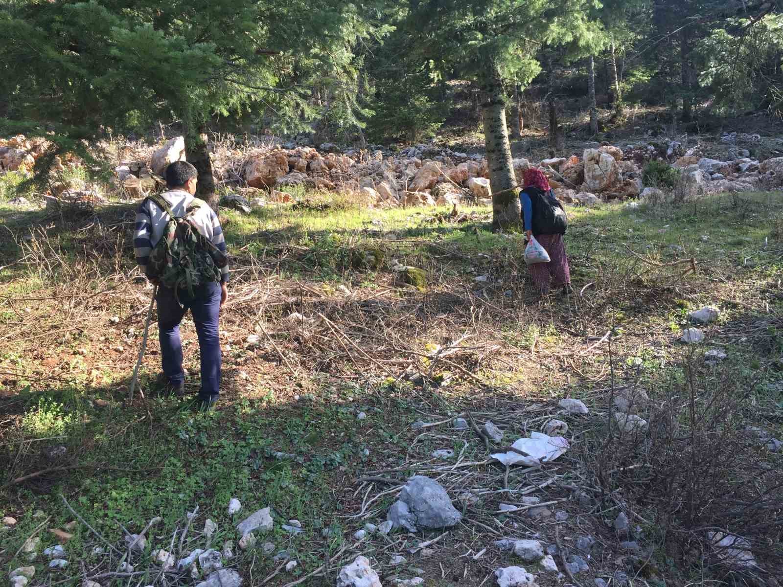 bin 800 rakimli daglardan toplanip kilosu bin 500 liradan satiliyor 6