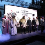 bin-yillik-kiyafetler-defilede-fetihten-milli-mucadeleye-amasya-3wwgi8tI.jpg