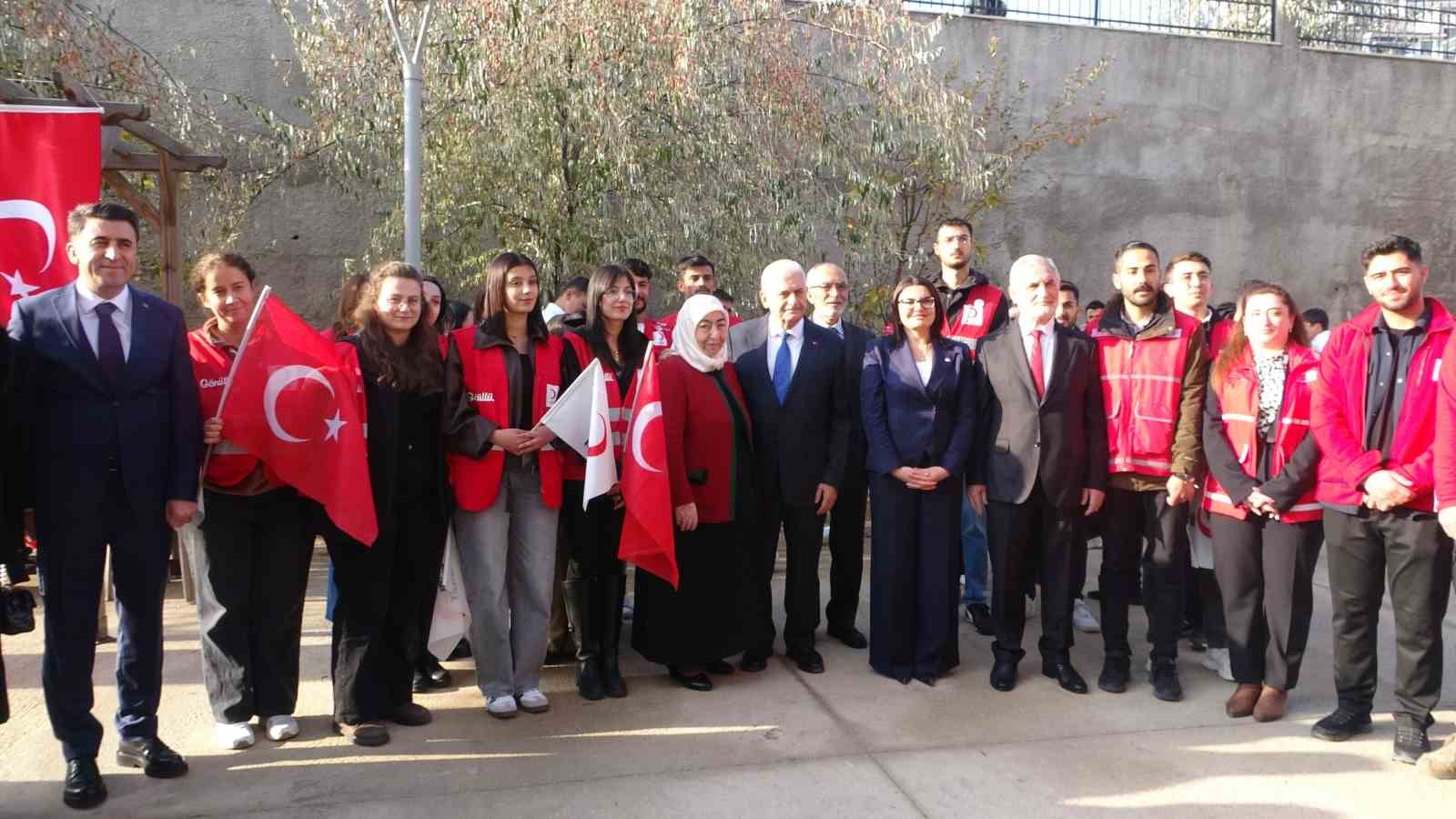 binali yildirim onumuzde buyuk bir firsat var o firsat terorsuz turkiye 2 5GvGj5K6