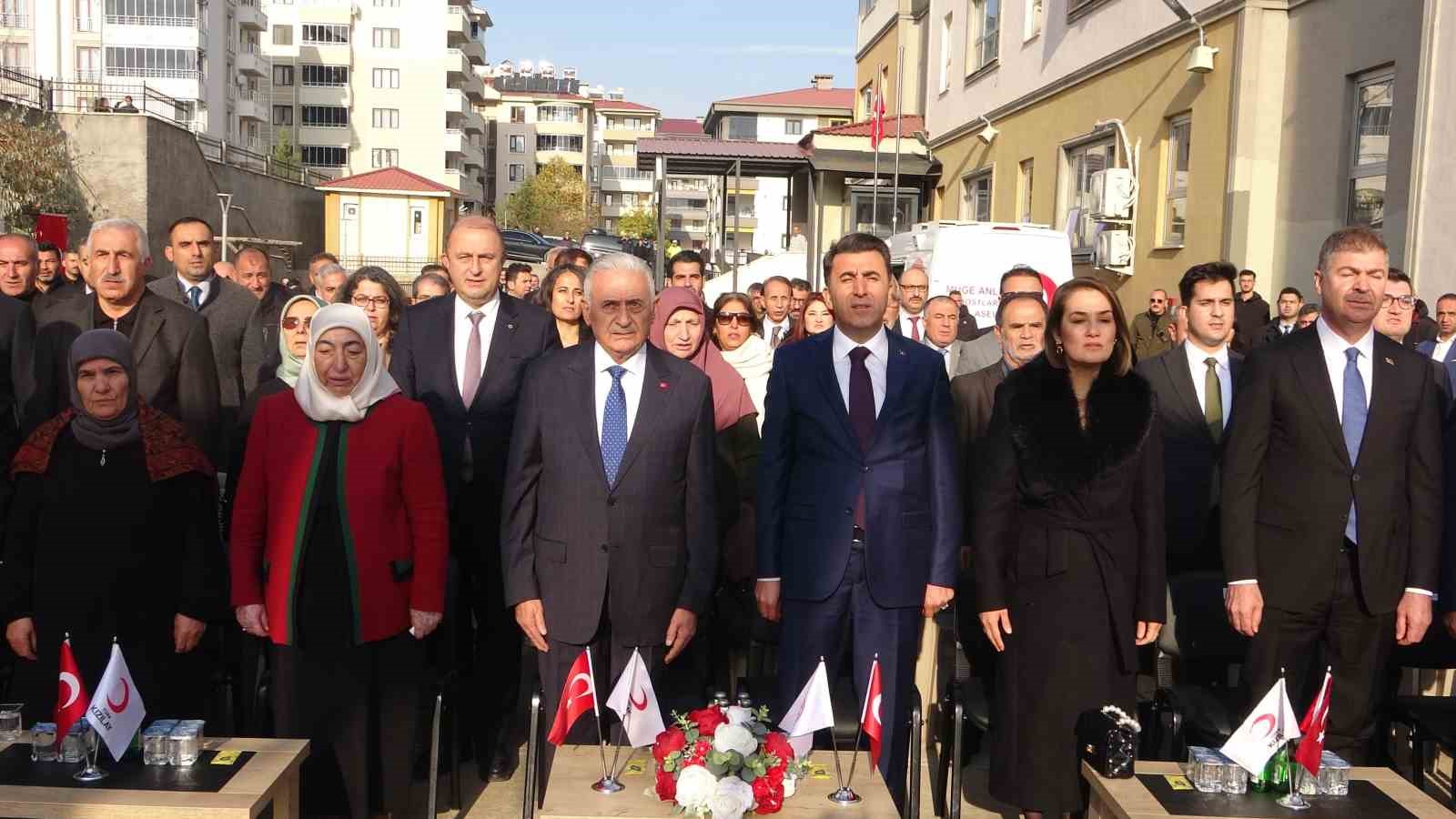 binali yildirim onumuzde buyuk bir firsat var o firsat terorsuz turkiye 5