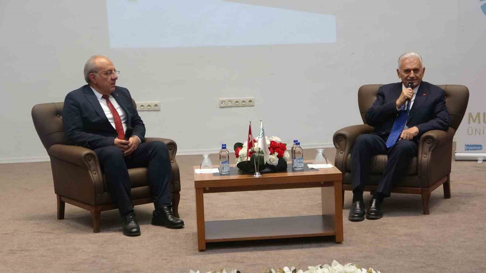 binali yildirim onumuzde buyuk bir firsat var o firsat terorsuz turkiye 9 FPAb5jv3