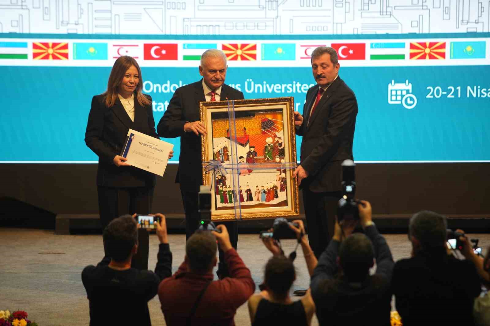 binali yildirim turk devletleri kendi disindaki ulkelerin refahini yukseltmeye calisiyor 2 OQZ5DNGD