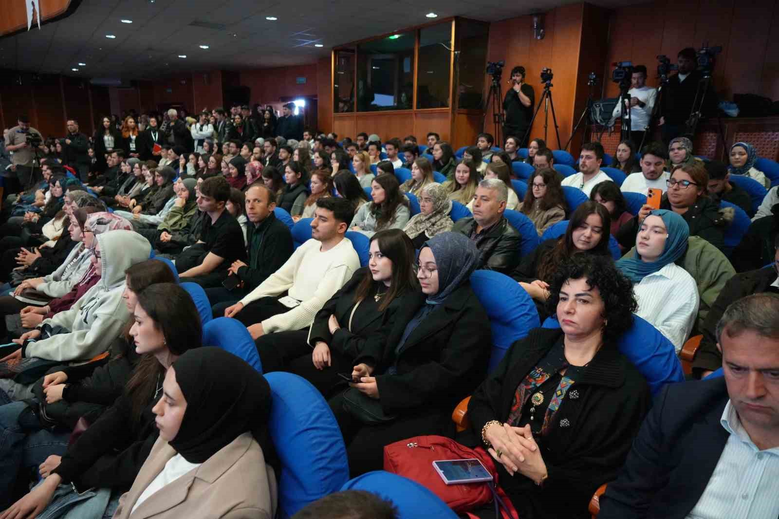 binali yildirim turk devletleri kendi disindaki ulkelerin refahini yukseltmeye calisiyor 4 A4bNdfkE
