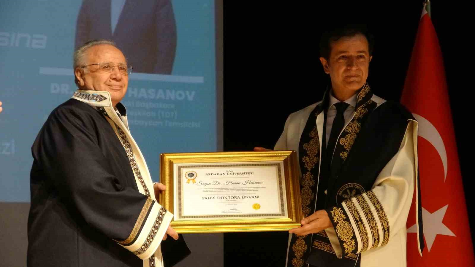 binali yildirima fahri doktora unvani verildi 13 wevvYWTw
