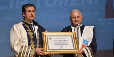 binali-yildirima-fahri-doktora-unvani-verildi-4RL9aMLR.jpg