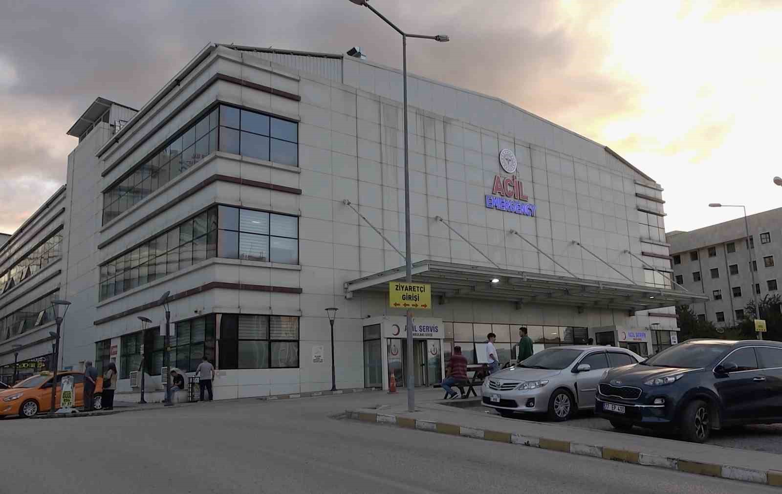 Binanın 7. katından düşen çocuk hayatını kaybetti 6 binanin 7 katindan dusen cocuk hayatini kaybetti 2 JLRLaf23