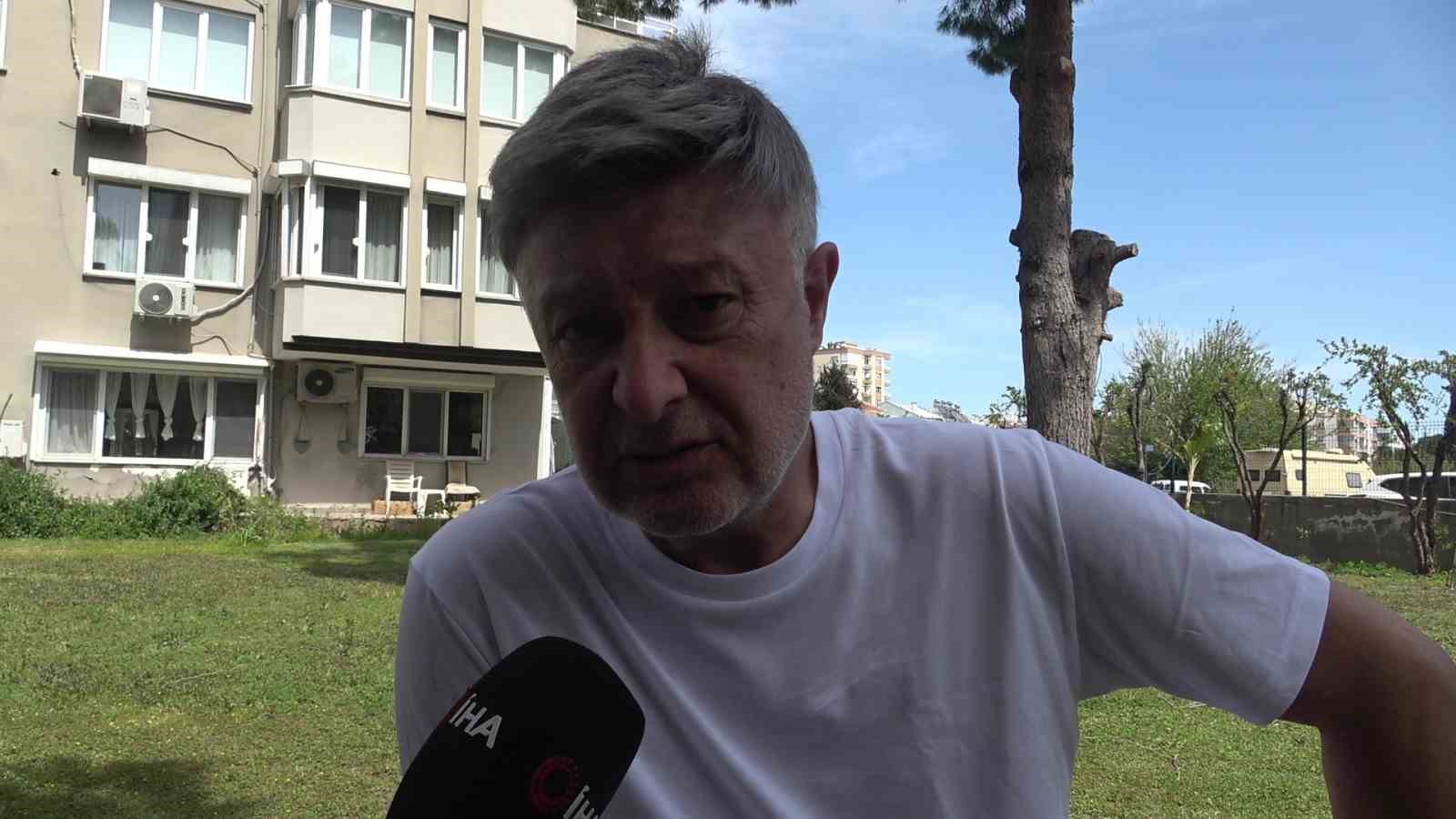 binanin teras katinda cikan yanginda yasli bina sakinleri kapilari calan kuryelerin yardimiyla tahliye edildi FsRRkLe7