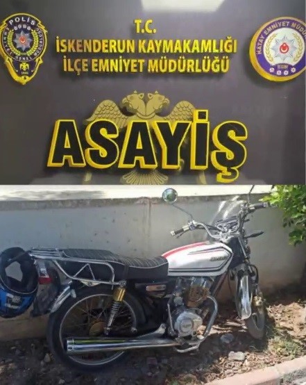 binaya tirmanan hirsizlar evden anahtari alip otomobili caldilar 4 2I25sPbC